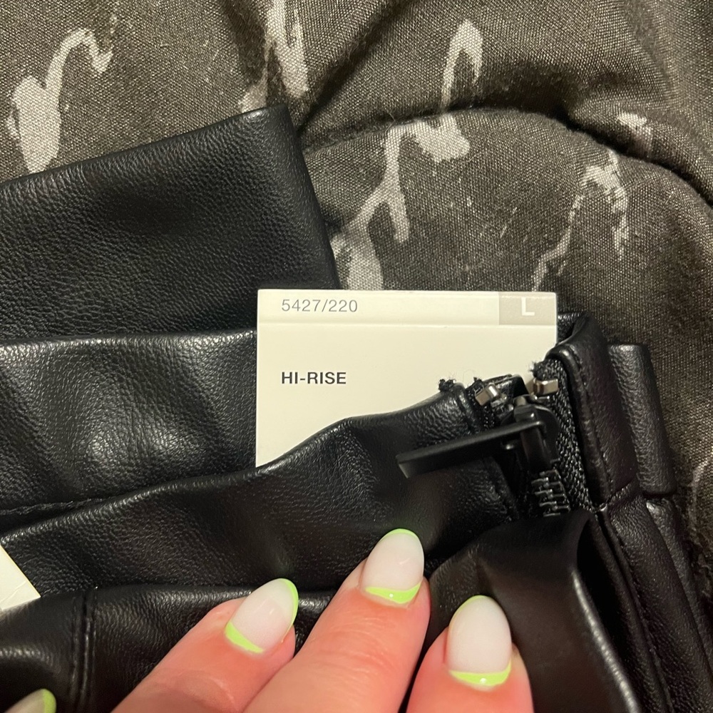 NWT Zara Black leather legging style 5427/220 size Large - Picture 7 of 8